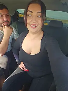 XXX chat uživo modela samyra_angel