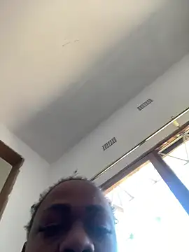 BonnyMolhadan Live XXX chat
