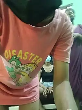 Онлайн чат XXX queen_queen