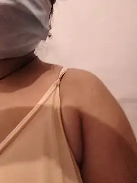 Aadikijaan's Live XXX Chat