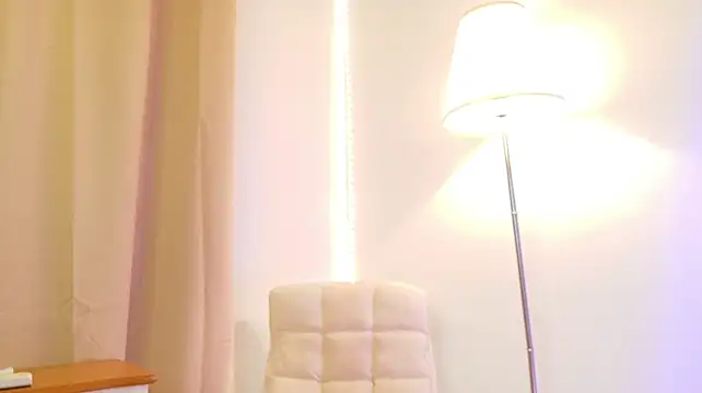 Онлайн чат XXX b3cky_
