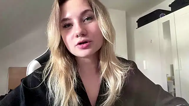 XXX chat uživo modela altmice