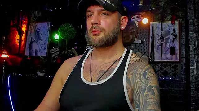 Онлайн чат XXX LexHardy