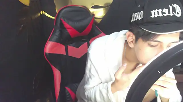JulianGalan Live XXX-chat