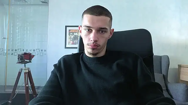 Chatroom XXX en direct de KaydenDrew