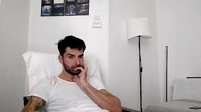 Verycutex's Live XXX Chat