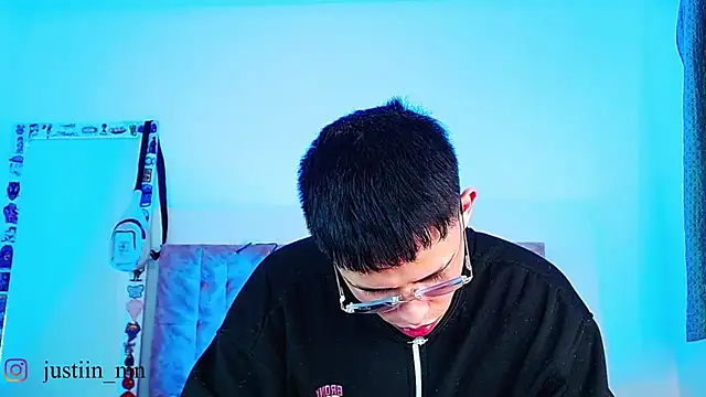 Онлайн чат XXX _justinmoon2