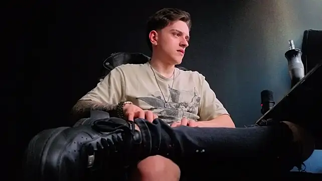 FelixStarkk: απευθείας συνομιλία ΧΧΧ