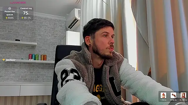 Chat XXX ao vivo de JonahShaw