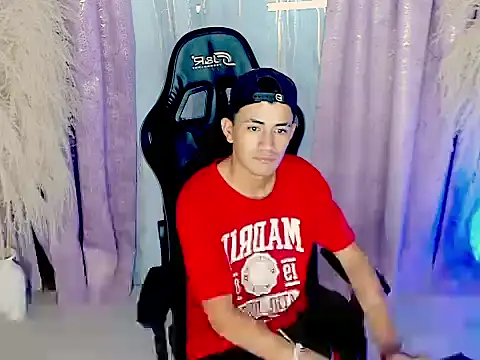 NIO_KLOUDS_ XXX чат на живо