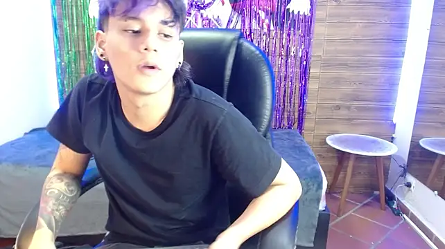 jay_kurt Chat XXX live