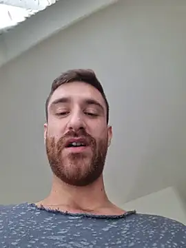 simo1097 Chat XXX live
