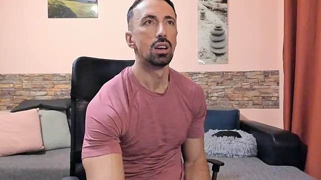 Chat +18 de HotHunkTrainer ao vivo