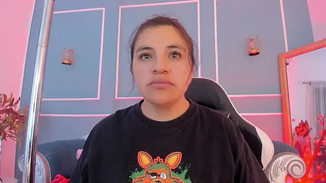 Živý XXX chat TaraTaylorr