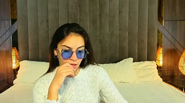 BelllaMiller Live XXX-Chat