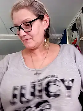 irinamaux Chat XXX in diretta