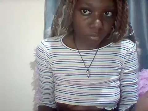 Chat +18 de _ToxicQueen ao vivo
