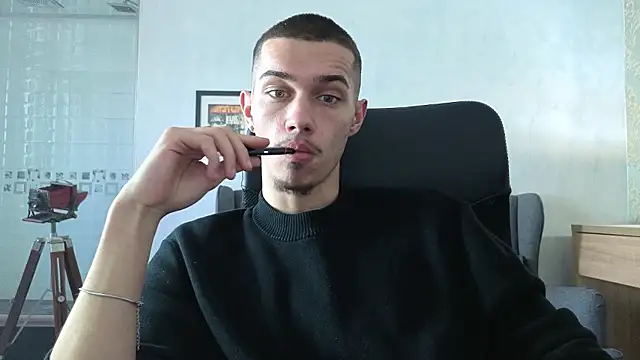 Chat +18 de KaydenDrew ao vivo
