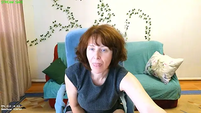 XXX chat uživo modela Lia_Tito