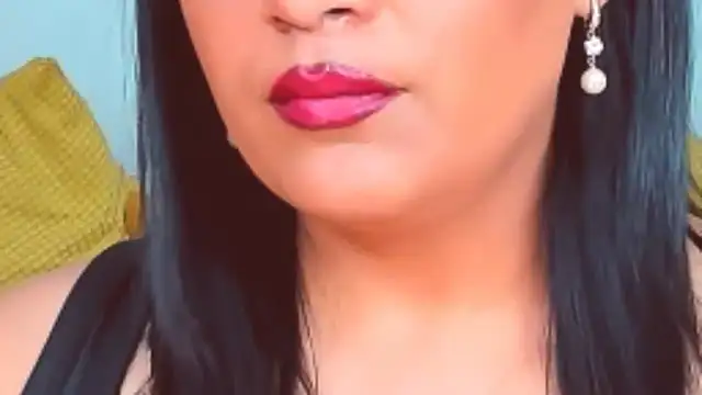 Chat XXX en directo de AmyCubes