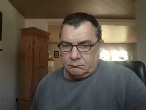 Nobbie444 现场XXX聊天