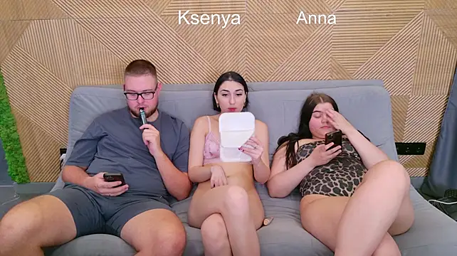 צ'אט XXX בשידור חי של Ksenny