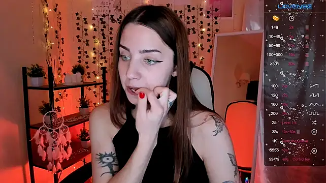 CharliGrace_: απευθείας συνομιλία ΧΧΧ