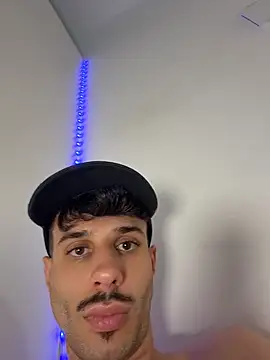 הופעת וובקאם של slaamdopee