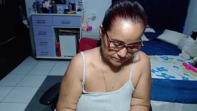 Živý XXX chat pervert_mommy_