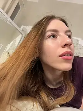 צ'אט XXX בשידור חי של Lolya_