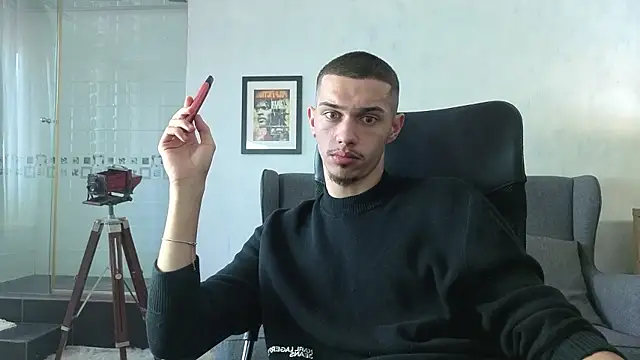 Chatroom XXX en direct de KaydenDrew
