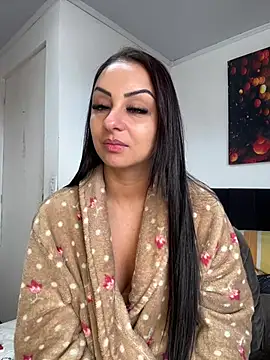 Chat +18 de bbzinharosa ao vivo