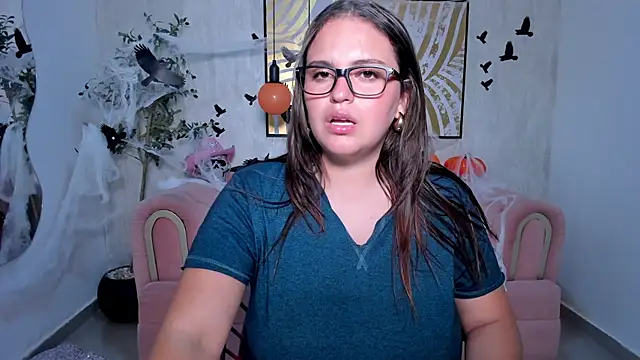 Amelissecarpis Live XXX-Chat