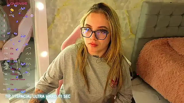 Cristal_v_1 Chat XXX in diretta