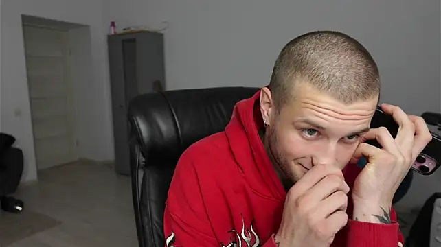 XXX chat uživo modela Igor_Wilde