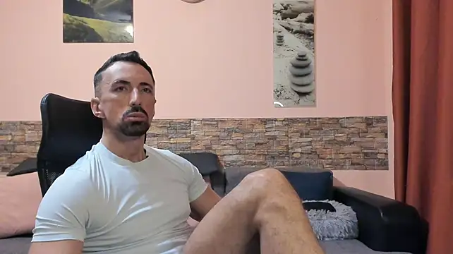 Chat XXX Live HotHunkTrainer
