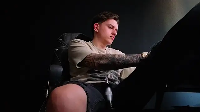 FelixStarkk 现场XXX聊天