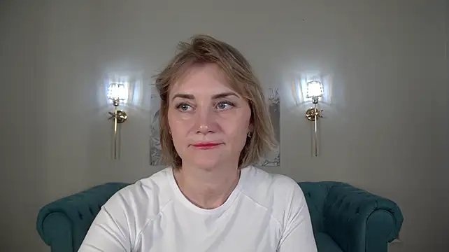 Chatroom XXX en direct de AdeleRocher
