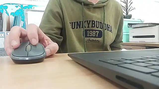 Вебкам-шоу truble78