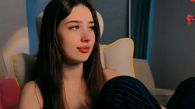 צ'אט XXX בשידור חי של noonespyed
