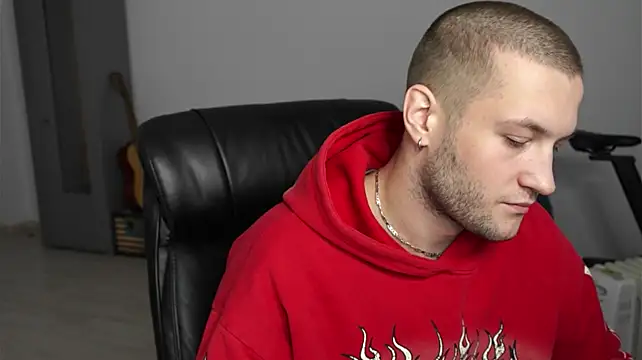 Онлайн чат XXX Igor_Wilde