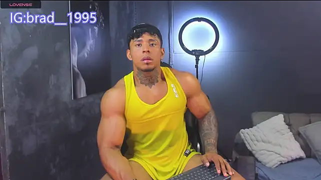 Chat +18 de bradley_smith ao vivo