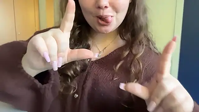 MoneyBunny420 – Naživo XXX chat