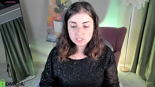 MartaEdams Adlı Modelin Canlı XXX Sohbeti