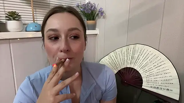 SarahHazelrigg Chat XXX in diretta