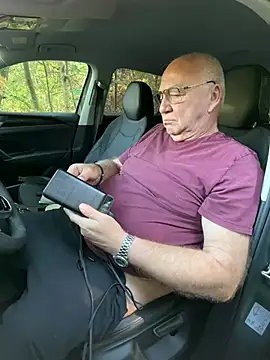biggandybig's Live XXX Chat