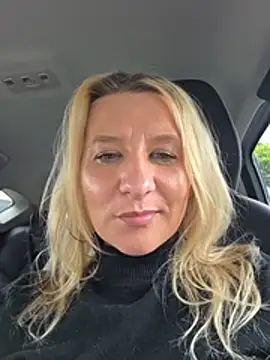 KaylinJan live XXX chat