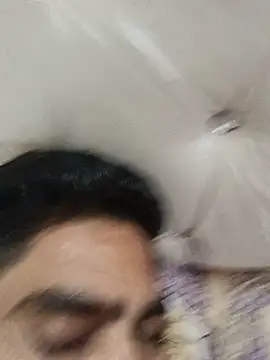 SeemlyPose's Live XXX Chat