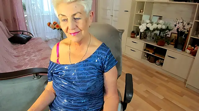 Chat +18 de HotandMature ao vivo