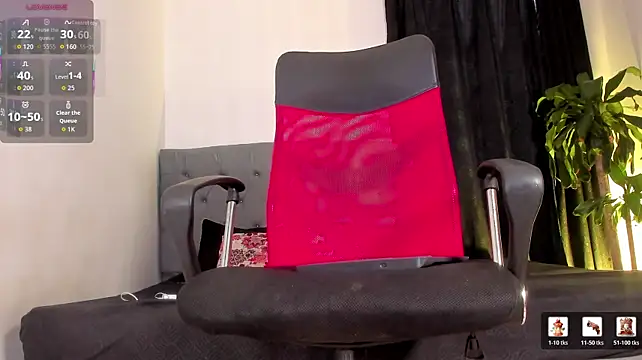 MaximusClark's Live XXX Chat